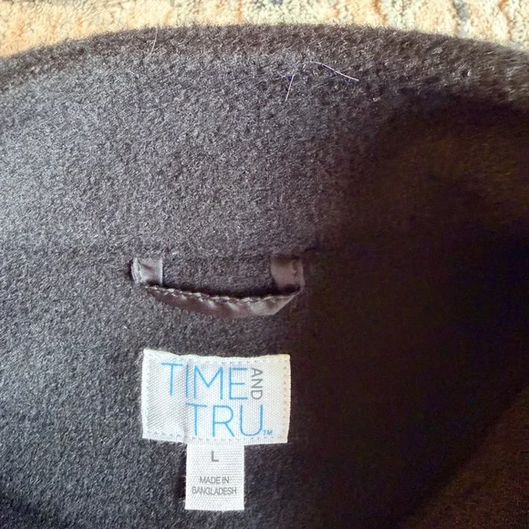 Time and Tru Black Fleece Zip-Up Jacket – Size Large - Picture 4 of 6